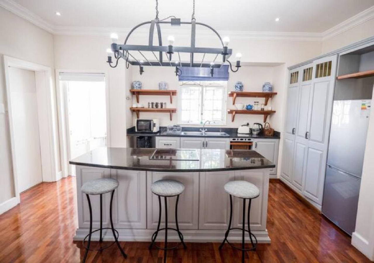 Admiralty Beach House Port Elizabeth Extérieur photo