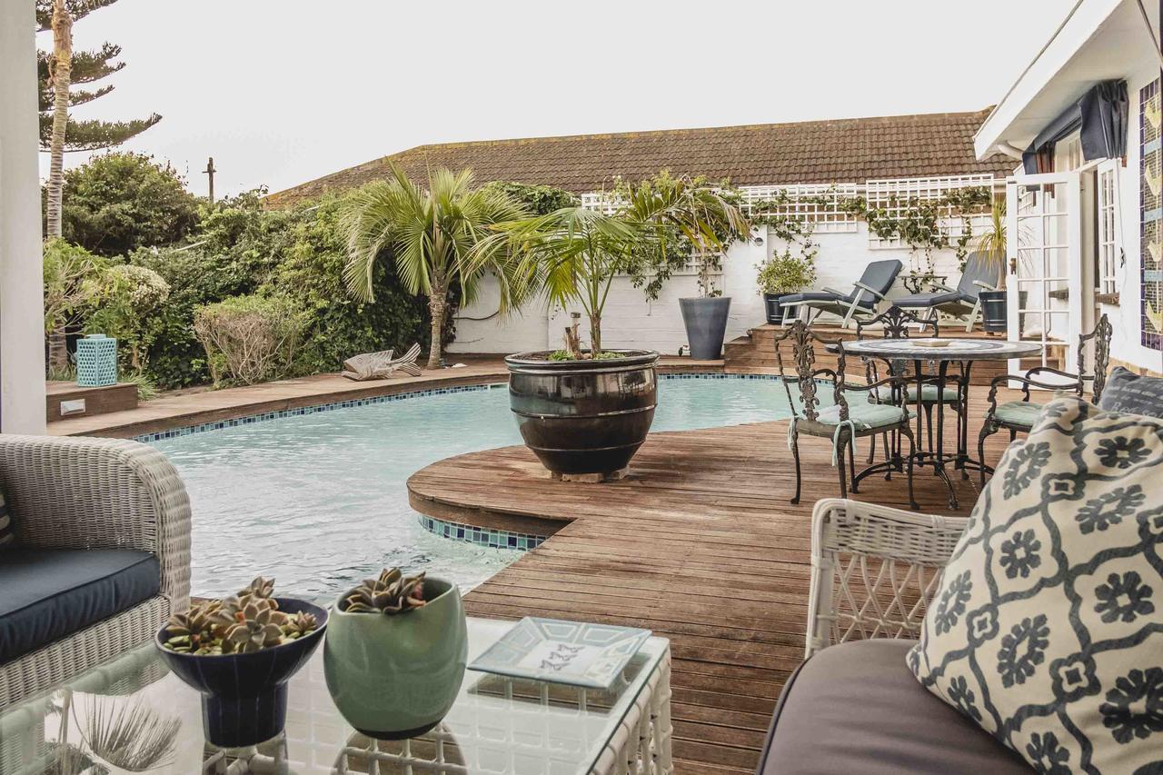 Admiralty Beach House Port Elizabeth Extérieur photo