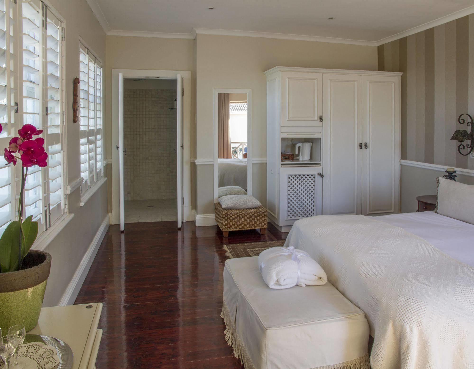 Admiralty Beach House Port Elizabeth Extérieur photo